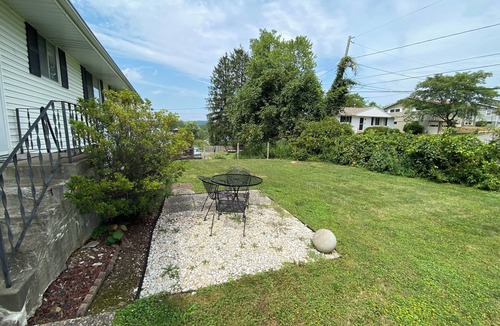 Star City House | 3-bedroom Single Floor House Close to Mylan Puskar Stadium