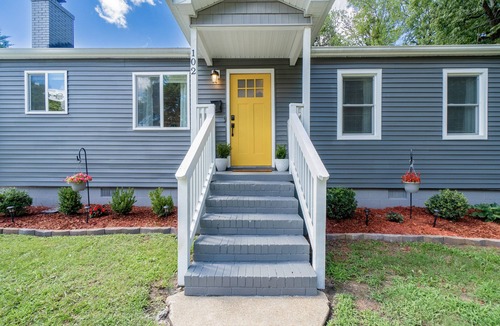 Portsmouth House | 3 BR 2 BA Bungalow in a quiet area near DT/Hwy264