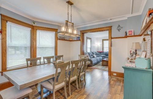Sandusky House | 3 Mi to Cedar Point Sunny Sandusky Home with Yard