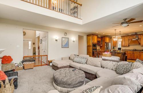 Lower Township House | 3 Mi to Shore Spacious Gem with Yard in Cape May