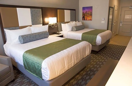 North Bergen Hotel | 3-Star Hotel ∙ Best Western Premier NYC Gateway Hotel