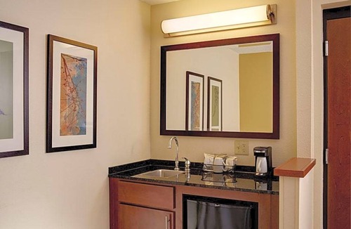 Mount Laurel Hotel | 3-Star Hotel ∙ Hyatt Place Mt. Laurel