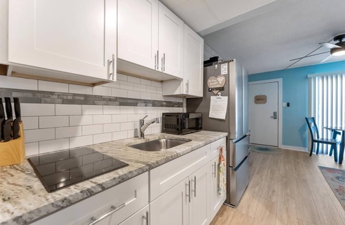 North Wildwood Condo | 301 Ocean Ave, Unit 205 - The Harbor Light