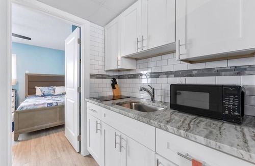 North Wildwood Condo | 301 Ocean Ave, Unit 205 - The Harbor Light