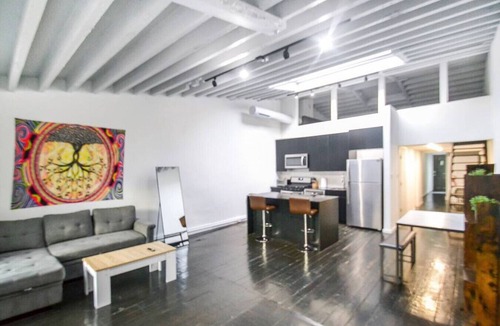 Old City House | 305 - BUILDING · EXCEPTIONAL 4 STORY TOWNHOUSE IN AAA LOCATION