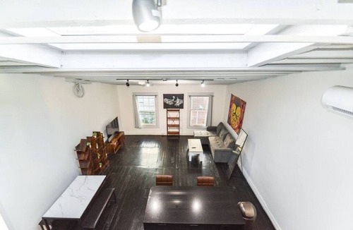 Old City House | 305 - BUILDING · EXCEPTIONAL 4 STORY TOWNHOUSE IN AAA LOCATION