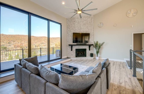La Follette Villa | 318 m² Villa ∙ 4 bedrooms ∙ 9 guests