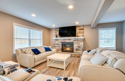 Carbondale House | 325 m² House ∙ 4 bedrooms ∙ 8 guests