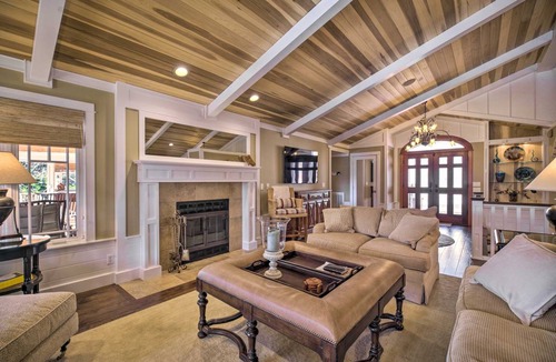 La Follette House | 325 m² House ∙ 4 bedrooms ∙ 14 guests