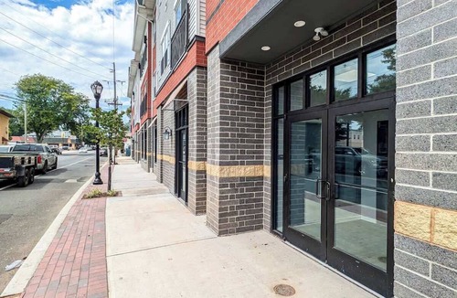 Dunellen Apartment | 329 Modern 1BR Apt Walk to NJT
