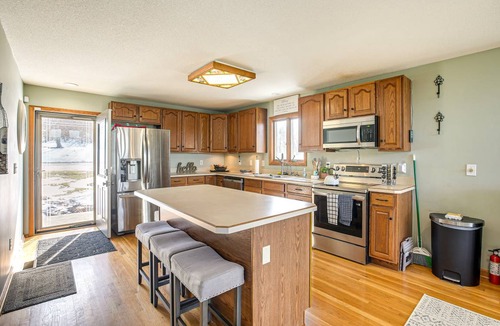 Apple Valley House | 333 m² House ∙ 4 bedrooms ∙ 12 guests