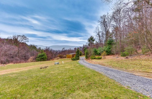 Lock Haven House | 343 m² House ∙ 3 bedrooms ∙ 11 guests