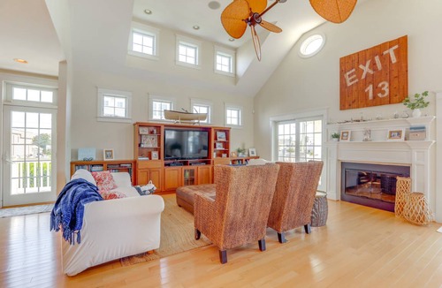 Avalon House | 357 m² House ∙ 6 bedrooms ∙ 18 guests