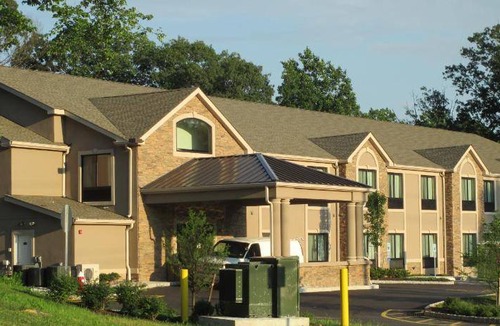Monmouth Junction Hotel | 37 m² Motel ∙ 127 guests