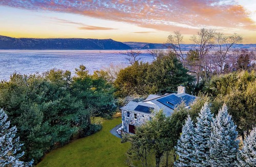 Briarcliff Manor House | 385 m² House ∙ 4 bedrooms ∙ 12 guests