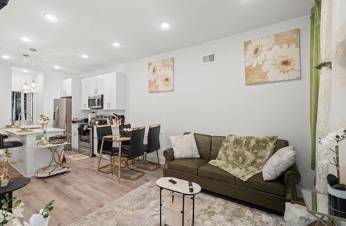 North Philadelphia West Apartment | 3Beadroom, 2Bathroom Luxurious Green Oasis with FREE Parking & Private BackPatio