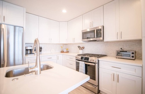 Ventnor City Apartment | 3BR, 2BA Beach Escape - 1.5 Blocks to Sand!