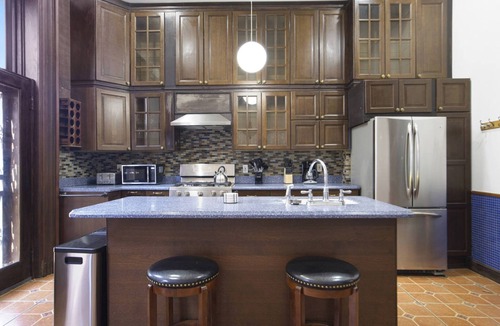 East Harlem Apartment | 3BR |Game Room| Backyard| Ask about Fall Discount