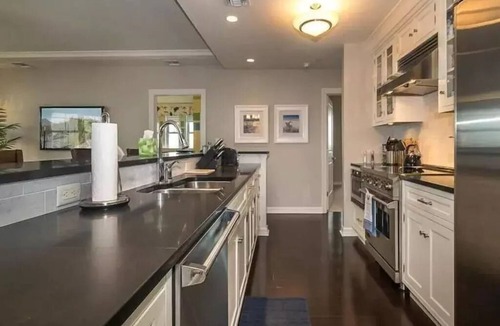 Diamond Beach House | 4 Bed Oceanfront-Grand at Diamond Beach nJune Weeks Available