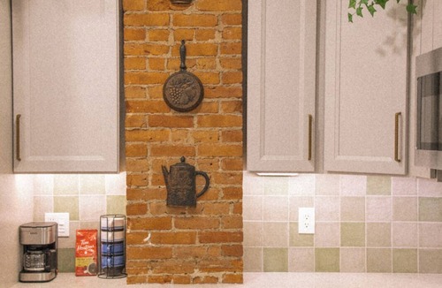 Ohio City House | 4-bedroom 2-Bathroom Double Apartment Oasis in Ohio City, Big Deck