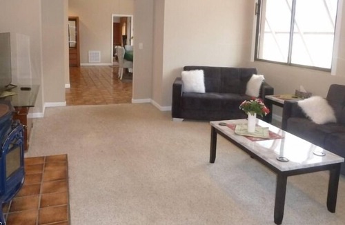 Vienna Apartment | 4 Bedroom 613428 by Houzlet
