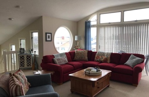 Beach Haven House | 4 bedroom accommodation in Harvey Cedars