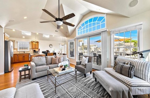 Beach Haven House | 4 bedroom accommodation in Brant Beach