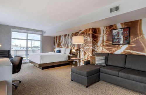 West Orange Hotel | 40 m² Hotel ∙ 127 guests