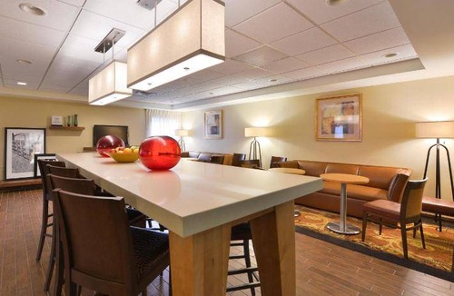 Ross Township Hotel | 40 m² Hotel ∙ 7 guests