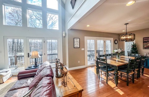 McHenry House | 409 m² House ∙ 5 bedrooms ∙ 14 guests