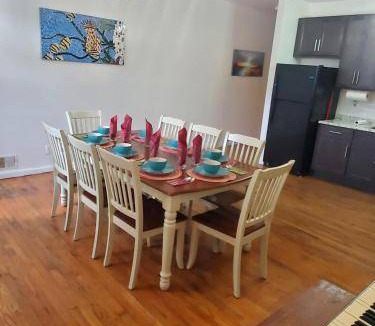 Downtown Baltimore House | 418 m² House ∙ 4 bedrooms ∙ 12 guests