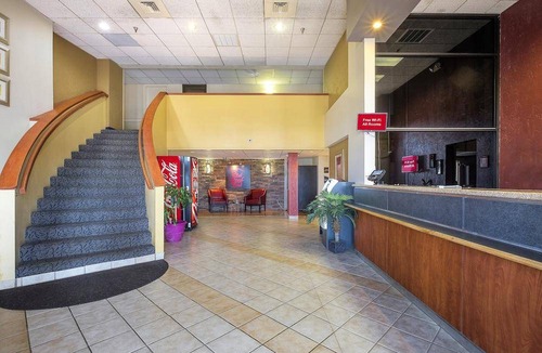 Elyria Hotel | 42 m² Motel ∙ 127 guests
