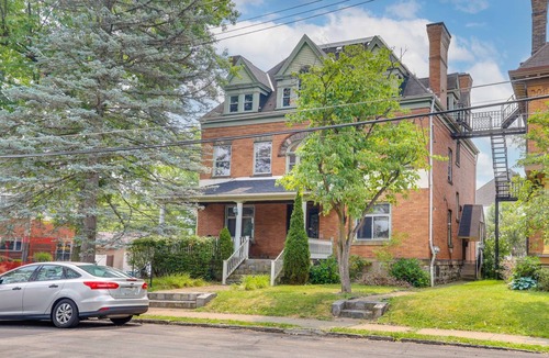 Wilkinsburg House | 432 m² House ∙ 3 bedrooms ∙ 6 guests