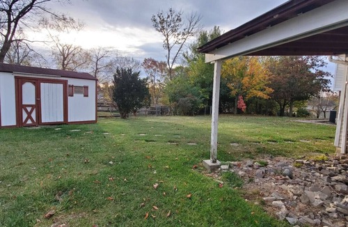 Lindenwald House | 4448 Cabernet · Cozy House on Cabernet
