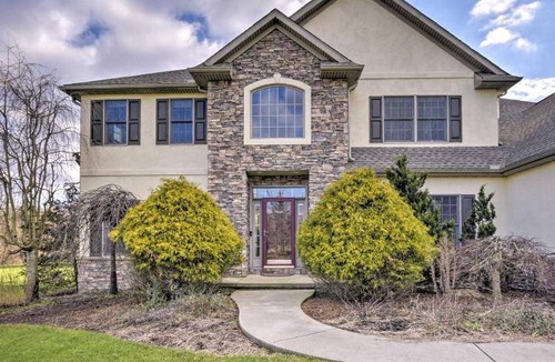 Hershey House | 465 m² House ∙ 6 bedrooms ∙ 10 guests