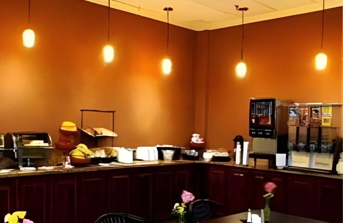 South Charleston Hotel | 48 m² Hotel ∙ 127 guests