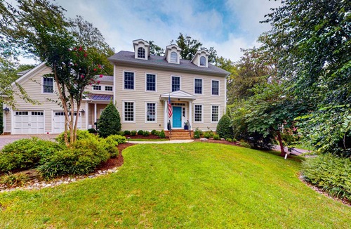 West Annapolis House | 482 m² House ∙ 6 bedrooms ∙ 12 guests