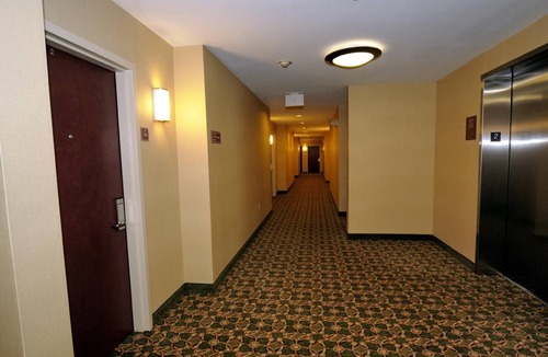 Mahwah Hotel | 49 m² Hotel ∙ 127 guests