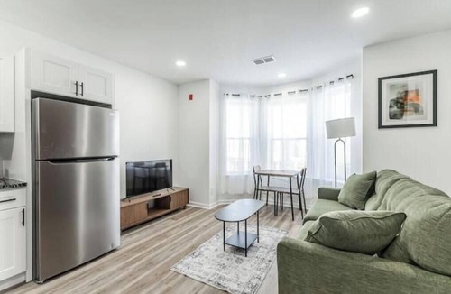 West Philadelphia House | 4BR/4BA Getaway – Near CHOP/combine