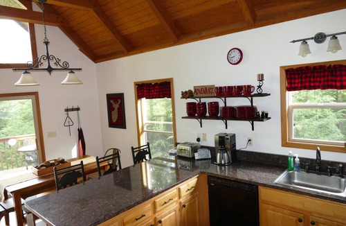Crellin House | 4BR home in Yough Mtn Resort, sleeps 12. 15 min to Deep Creek Lake Resort
