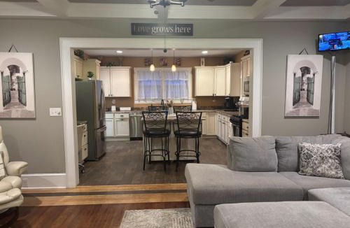 Spartanburg House | 4BR Spartanburg Getaway Porch Full Kitchen