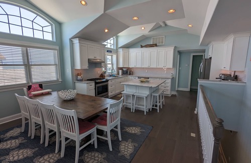 Townsend's Inlet House | 5 bedroom, 4.5 bath townhome that sleeps 12