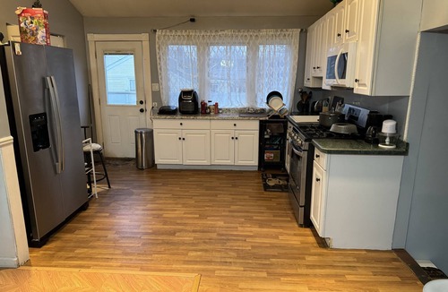 Keansburg Hotel | 5-bedroom motel in Keansburg including all facilities
