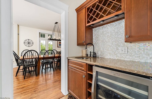 Admiral Estates House | 5-bedroom vacation home just a short walk to Cape May Beach