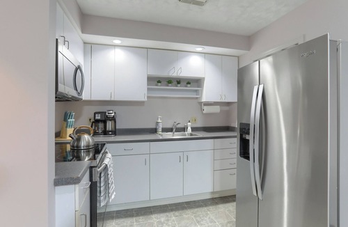 Harrisburg House | 5-bedroom vacation home 12 minutes from Hersheypark