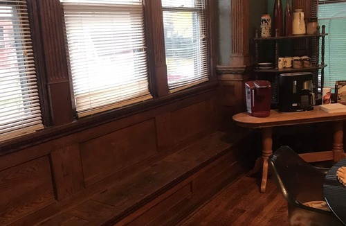Erie House | 5 Star Victorian Mansion Downtown Erie