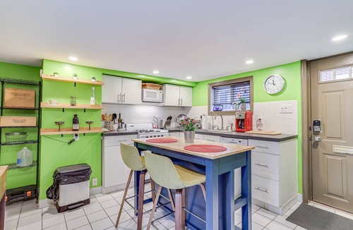 Queen Village Apartment | 53 m² Apartment ∙ 1 bedroom ∙ 2 guests