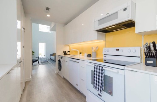 Chinatown Apartment | 54 m² Apartment ∙ 1 bedroom ∙ 4 guests