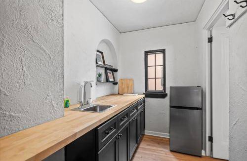 Shadyside Apartment | 56 m² Apartment ∙ 1 bedroom ∙ 3 guests