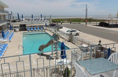 Wildwood Crest Hotel | 56 m² Motel ∙ 2 bedrooms ∙ 10 guests
